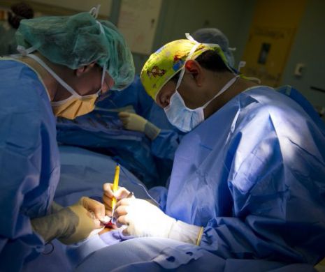 PREMIERĂ ABSOLUTĂ în România! Primul transplant de plămâni se face ACUM la Spitalul Sf. Maria din București