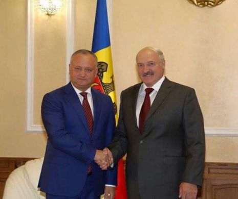 Preşedintele Moldovei vrea o ţară ca afară. Igor Dodon şi l-a ales model pe lukaşenko, ultimul dictator din Europa