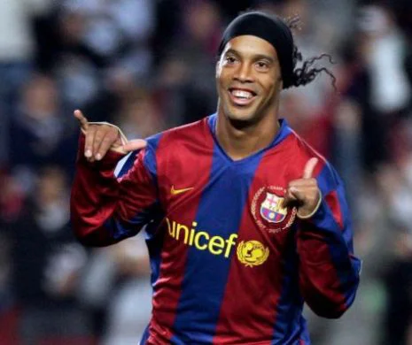 RĂZBOIUL DECLARAȚIILOR: „Ronaldinho s-a ratat ca fotbalist. Stilul lui de viață nu i-a permis să fie un Messi sau un CR7″