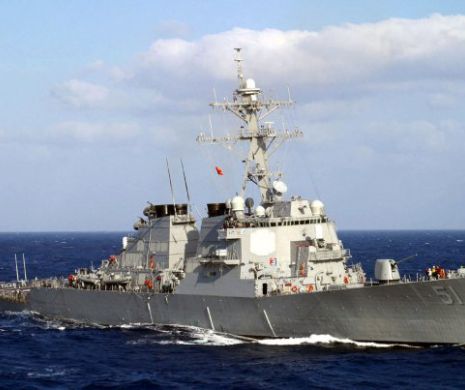 Un distrugător al marinei SUA se îndreaptă spre coasta Siriei