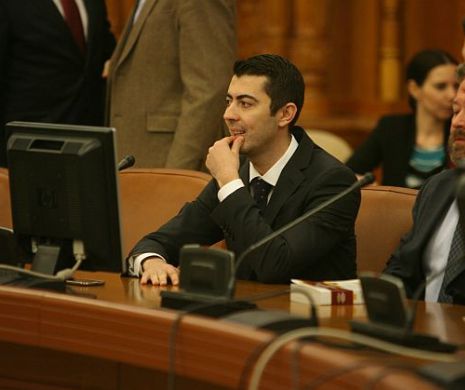 Vlad Cosma, AUDIAT în dosarul lui Ghiță. Fostul deputat NU mai vrea IDENTITĂȚI FALSE. „Vreau să fiu audiat în calitatea reală!”