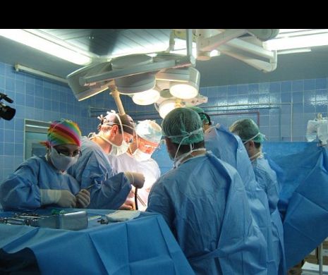 Al doilea transplant pulmonar din România a fost realizat în noaptea de luni spre marţi la Spitalul Sfânta Maria din Bucureşti