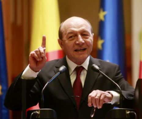 aTraian Băsescu a vorbit, duminică seară, despre plecările din PSD către Pro România