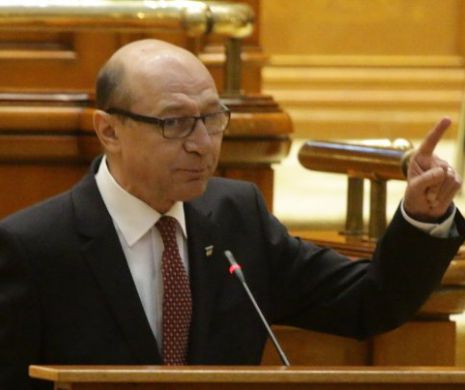 Comisia SRI a studiat documentul prezentat de Traian Băsescu. Fostul preşedinte, convocat pentru audieri