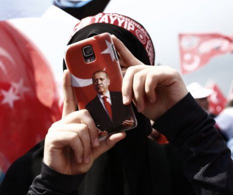 Fabuloasele POMENI electorale ale lui Erdogan: „Turcul şi CIUBUCUL” de la Sultan