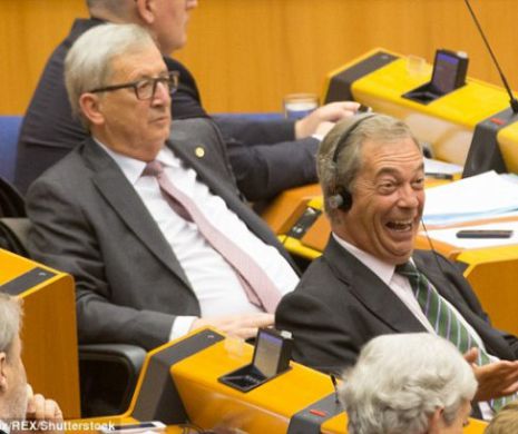 Farage: „Orban şi noul guvern italian sunt cel mai MARE COŞMAR al lui Juncker. UE este o RELIGIE cu adepţi FANATICI”