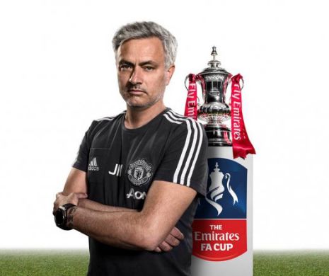 Jose Mourinho s-a apropiat de trofee doar în poze