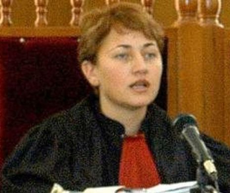 Judecătoarea Elena Burlan va fi cercetată sub control judiciar