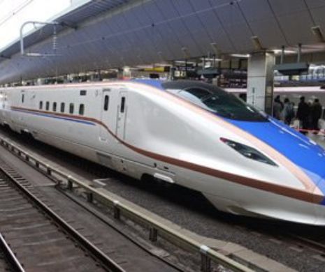 O companie feroviară din Japonia şi-a cerut scuze după ce un tren a plecat cu 25 de secunde mai devreme din staţie