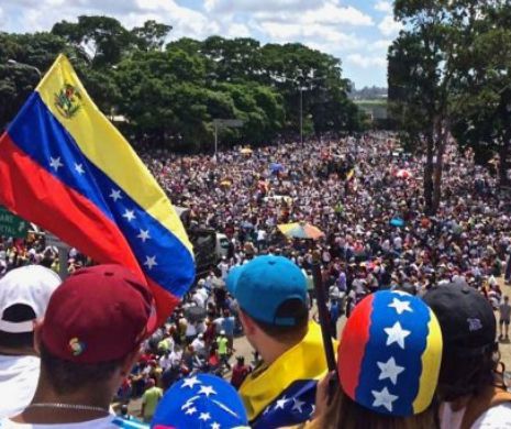 Rezultatele CRUNTE ale CRIZEI din Venezuela! Aproximativ UN MILION de oameni au părăsit țara într-un an