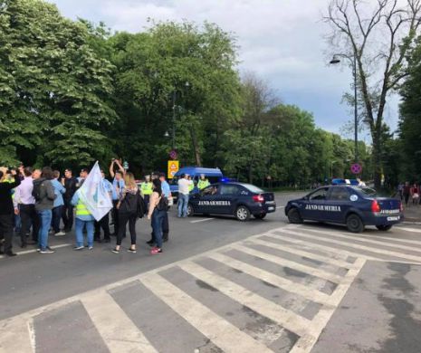 Scandal la intrare în București! Românii care vor autostrăzi în Moldova au fost opriți la ”porțile” Capitalei