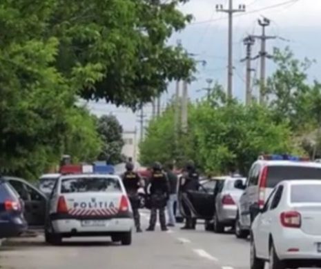Trei bărbați din Târgu-Jiu au decis să își rezolve divergențele în mijlocul străzii. Poliția a aplanat conflictul - VIDEO