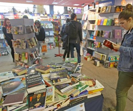 Caravana Gaudeamus revine la Timișoara cu mii de cărți