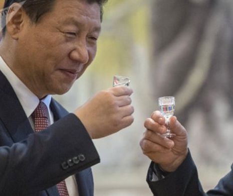 Cum și-a sărbătorit Putin ziua, cu salam și vodcă, alături de Xi Jinping