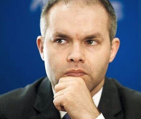 Fostul ministrul al Educaţiei, Daniel Funeriu l-a DESFIINŢAT pe jurnalistul sportiv Ioaniţoaia: „E ca RÂIA… ”