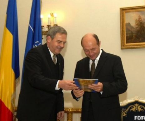 Iohannis, chemat în judecată de un europarlamentar. „Niște penali” i-au retras Steaua dată de Băsescu