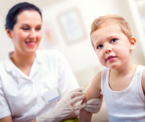 Medic: „Opriți aceste crime! Vaccinați-vă copiii!”