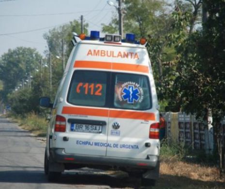 Povestea TERIFIANTĂ a unei mame din Cluj, ABANDONATĂ în ambulanță. Echipajul fuma și bea cafea: „Am fugit la spital să o ajut”