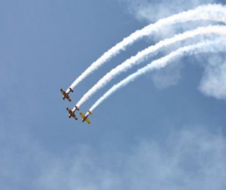 BIAS, cel mai mare spectacol aviatic din România! Peste 100 de aeronave survolează astăzi cerul Capitalei