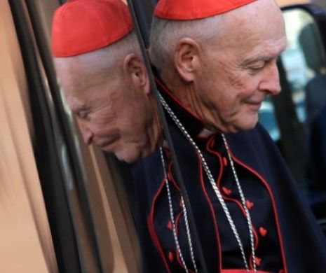 Biserica Romano-Catolică zguduită din temelii: Cardinalul Theodore McCarrick demisionează din cauza scandalului privind abuzurile asupra minorilor şi tinerilor seminarişti