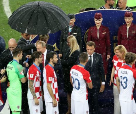 De ce a avut doar Putin umbrelă la finala Cupei Mondiale