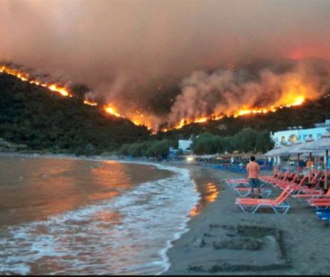 Dezastru în Grecia! Incendii lângă Atena, soldate cu 20 de morți. Stațiunile de vacanță sunt grav afectate