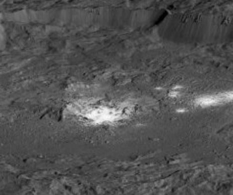 Imagini INEDITE surprinse de sonda Dawn pe suprafaţa planetei Ceres. Misterul petelor strălucitoare. Video în articol