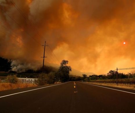 Mii de californieni au fost evacuați din calea unui incendiu devastator