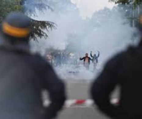 Nantes în FLĂCĂRI: Val de VIOLENȚE de stradă după ce un polițist a OMORÂT un FUGAR