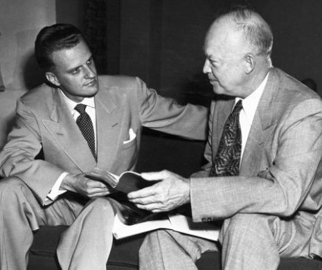 Omul din UMBRA președintelui SUA și RĂZBOIUL RECE. Cum l-au CONVERTIT pe președintele Dwight Eisenhower chiar în Casa Albă