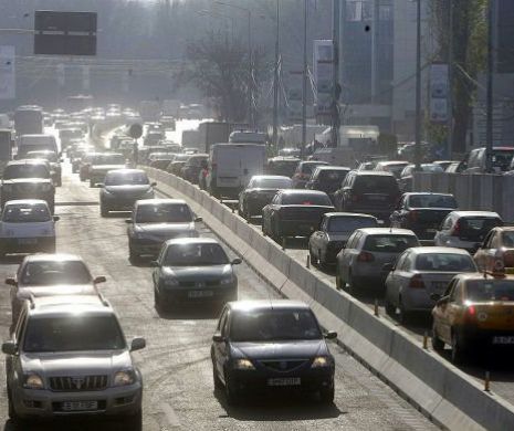 PROIECT CONTROVERSAT! Se dorește INTERZICEREA transportului cu autoturismele în București, un weekend pe an