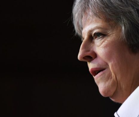 Theresa May, mai slabă ca niciodată, riscă să se înece în propriile ape tulburi