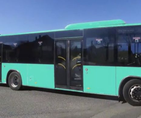 Turcoaz, culoarea autobuzelor din Capitală