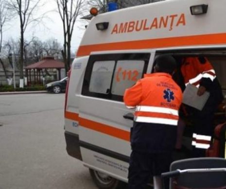 ALERTĂ! Ambulanță implicată într-un accident pe Valea Oltului