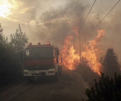 Avertisment! Riscul de incendii se menţine ridicat în majoritatea regiunilor din Grecia