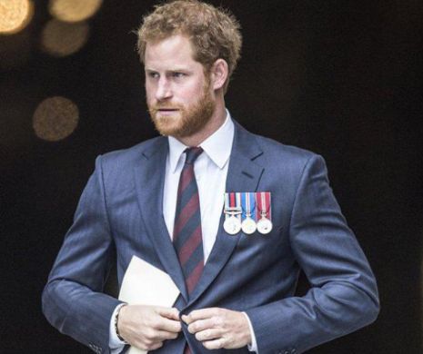 Haos la Palatul Buckingham: Principele Harry s-ar fi reapucat de băutură