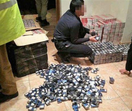 Contrabandă la granița cu Bulgaria. Zeci de mii de pachete cu ţigări, ascunse într-un camion, descoperite la Ostrov