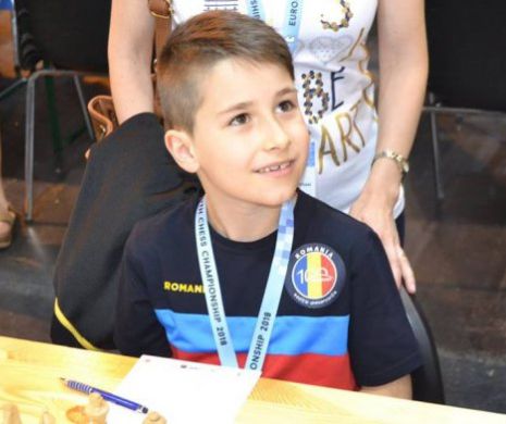 Impresionant! Copil din Satu Mare, printre cei mai buni șahiști europeni!