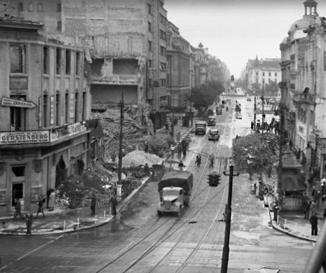 Întoarcerea armelor. 24 august, ziua în care Bucureștiul a fost atacat mișelește de nemți. Mărturii de sub ploaia de bombe