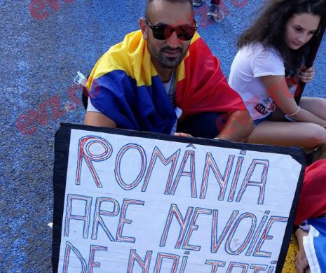 MITING DIASPORA. Mărturia unui român venit în țară, la protest:„Oricât de bine am duce-o acolo, suntem doar niște străini. Când am văzut că încep provocările, am plecat”