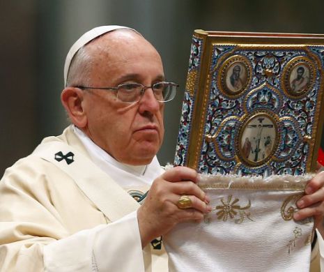 Papa FRANCISC își cere SCUZE pentru ABUZURI