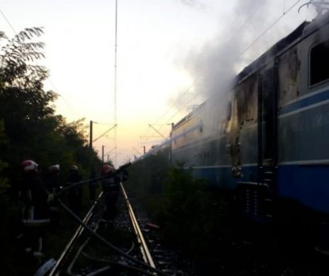 PERICOL IMINENT de EXPLOZIE. Un tren plin cu BENZINĂ și MOTORINĂ a luat FOC. Autoritățile ROMÂNE au declarat STARE DE ALERTĂ