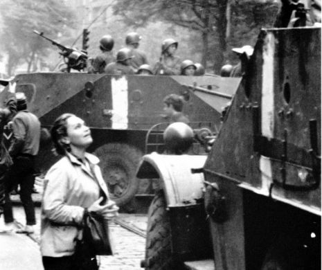 Povestea singurelor zile de presă liberă din cei 45 de ani de comunism