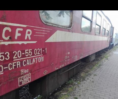 ALERTĂ la CFR Călători. Trenuri blocate între Timișul de Sus și Brașov. Sute de călători și-au pierdut răbdarea