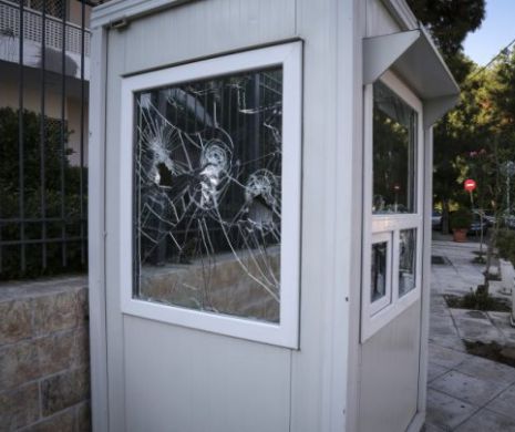 Ambasada Iranului la Atena atacată de anarhiști "în semn de solidaritate cu kurzii"