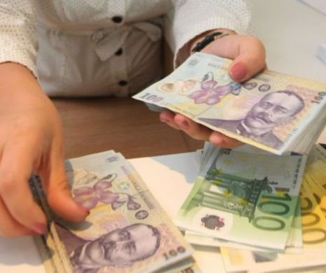 LOVITURĂ pentru mii de români: De ce sunt obligați să scoată bani din buzunar