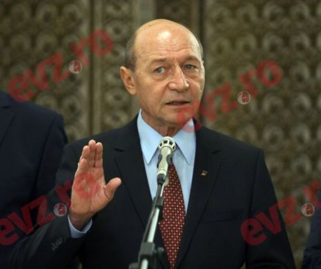 Traian Băsescu, ATAC la OPOZIŢIE: „Totul este o farsă a unor lideri politici gen Ludovic Orban si Dan Barna”