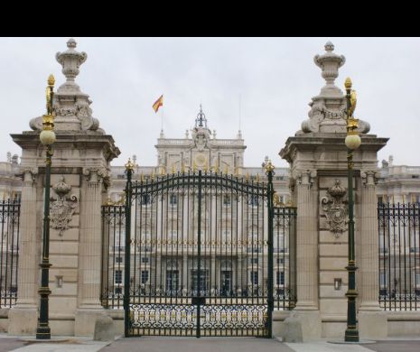 Viorica Dăncilă merge cu alai la Curtea Regală a Spaniei