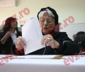 Ce şi cum se votează la referendumul de sâmbătă şi duminică