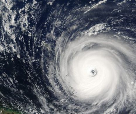 Populația este în PERICOL. Un taifun PUTERNIC DISTRUGE totul în cale. Autoritățile sunt în ALERTĂ